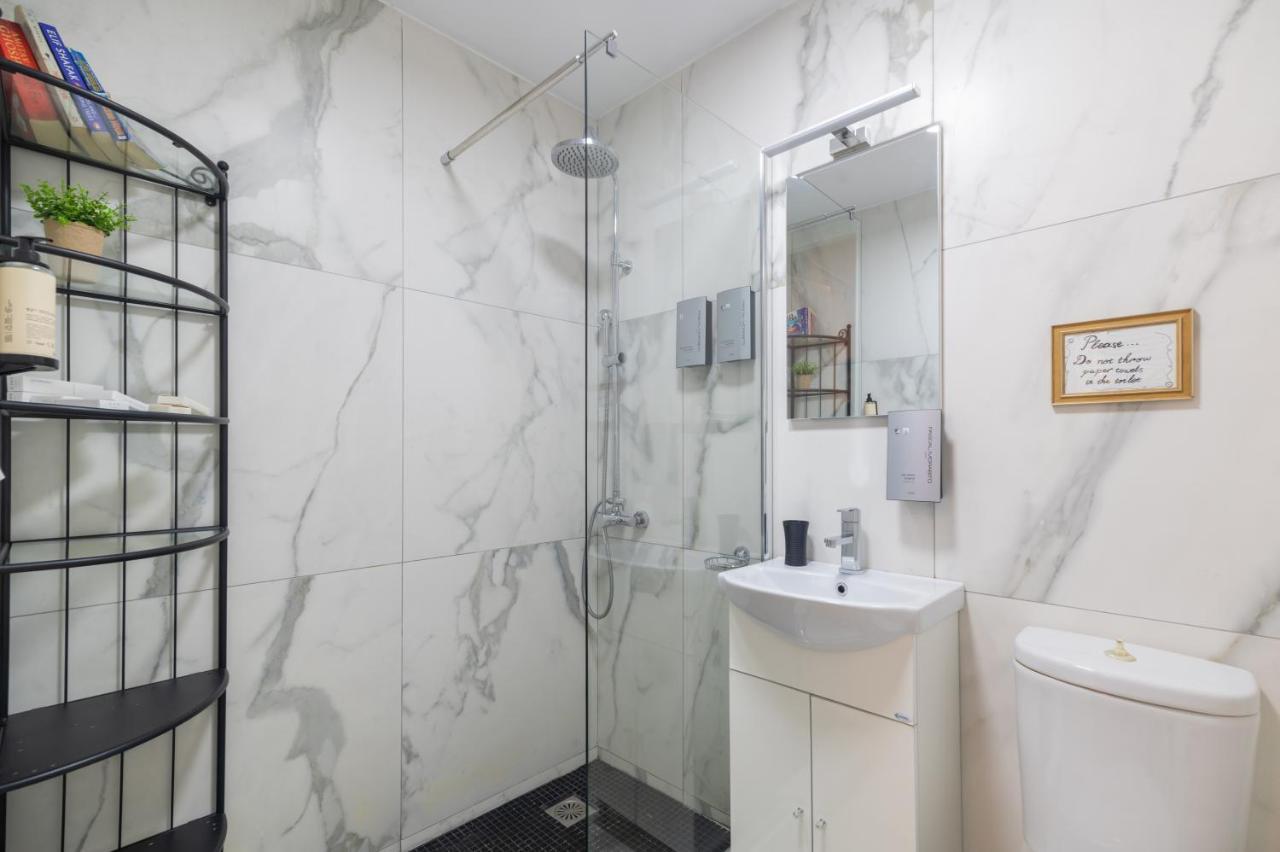 Plaka Arch Suites เอเธนส์ ภายนอก รูปภาพ