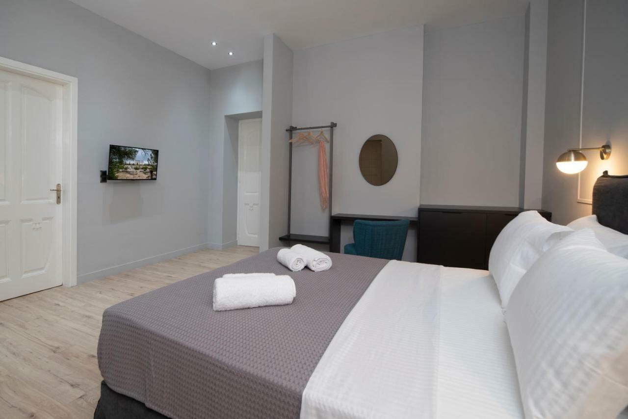 Plaka Arch Suites เอเธนส์ ภายนอก รูปภาพ